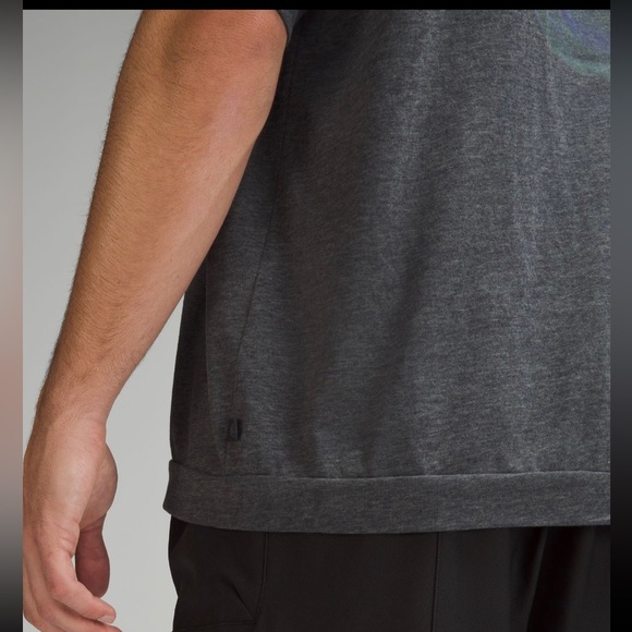 NWT! Mens Lululemon Lab T-shirt - Picture 5 of 5